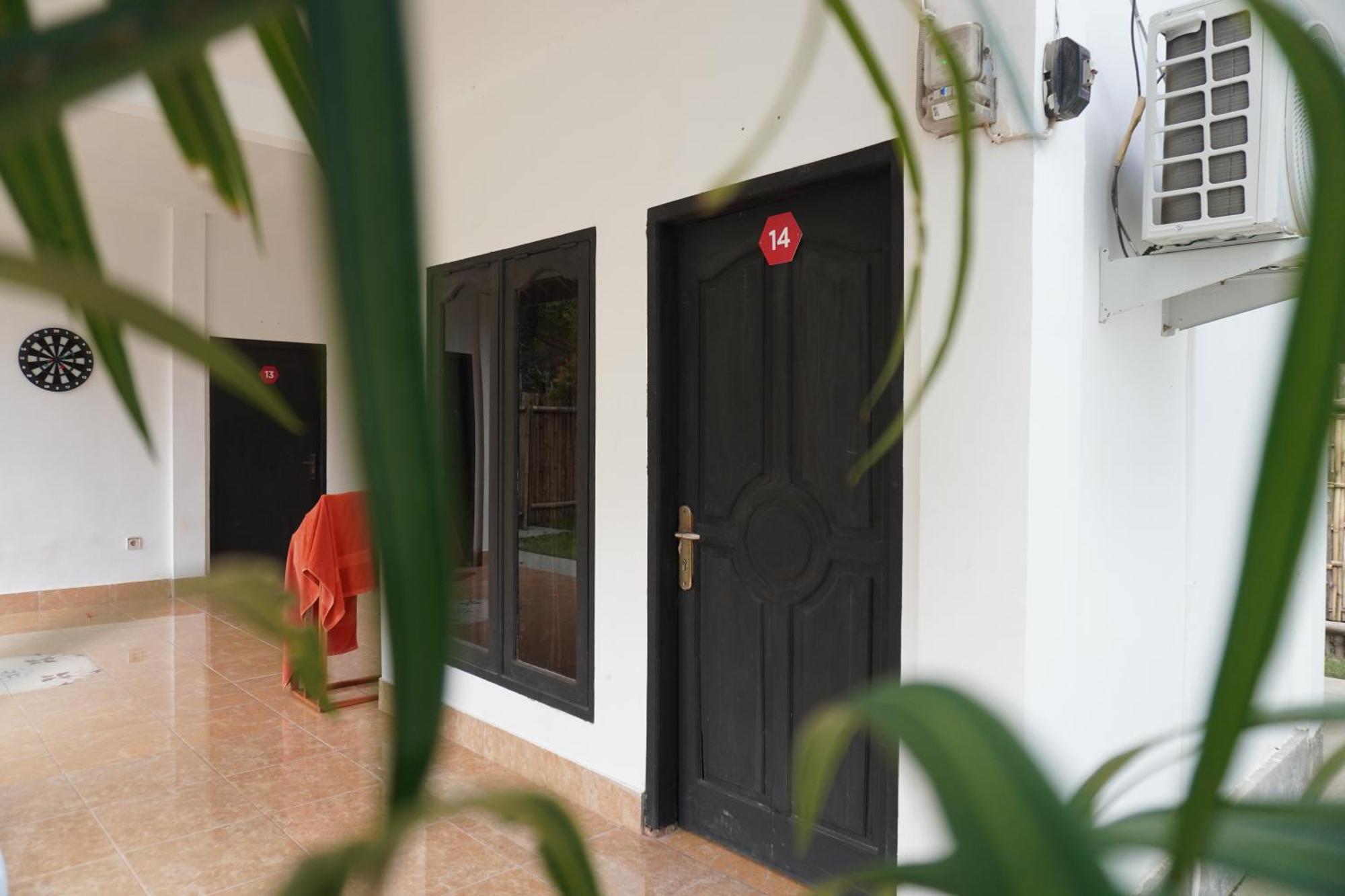 Kuta  Indonesia Backpacker Hostels מראה חיצוני תמונה