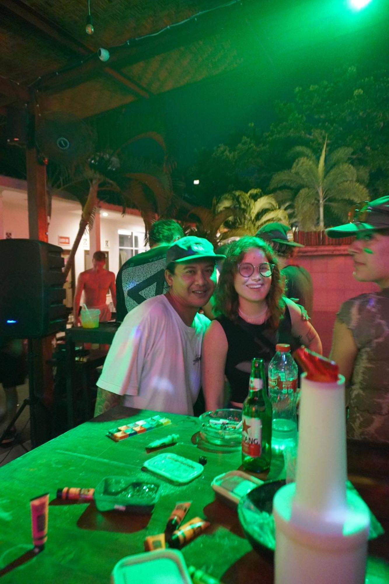 Kuta  Indonesia Backpacker Hostels מראה חיצוני תמונה